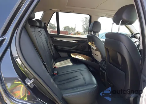 2015 BMW X5 xDrive35I z USA, uszkodzony, nr VIN 5UXKR0C53F0K65539